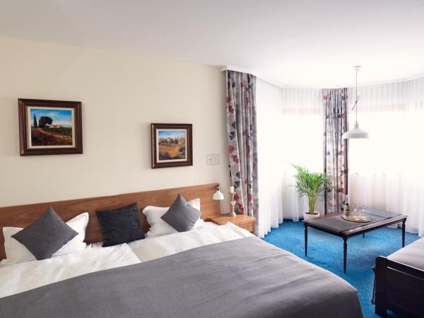 Muttererhof : photo 1 de la chambre chambre double avec balcon au sud