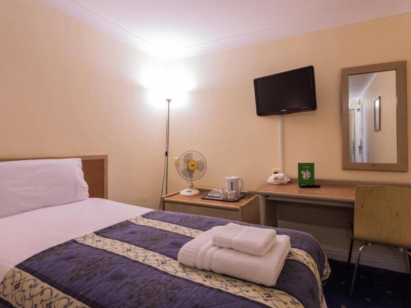 The Gardens Hotel : photo 2 de la chambre chambre lits jumeaux sans fenêtre