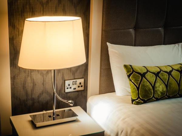 Hotel Isaacs Cork City : photo 2 de la chambre chambre simple/double de luxe