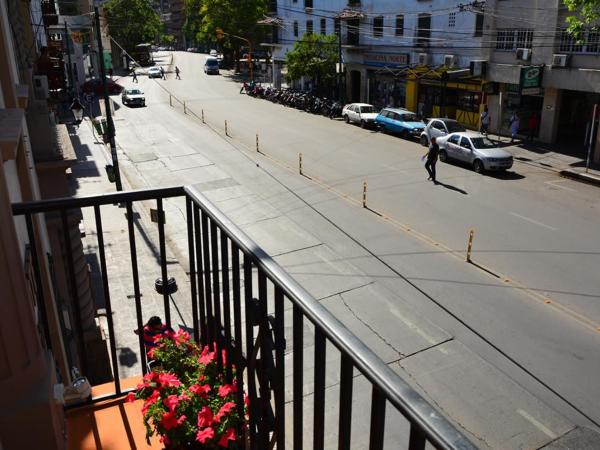 Hotel La Giralda : photo 5 de la chambre chambre triple
