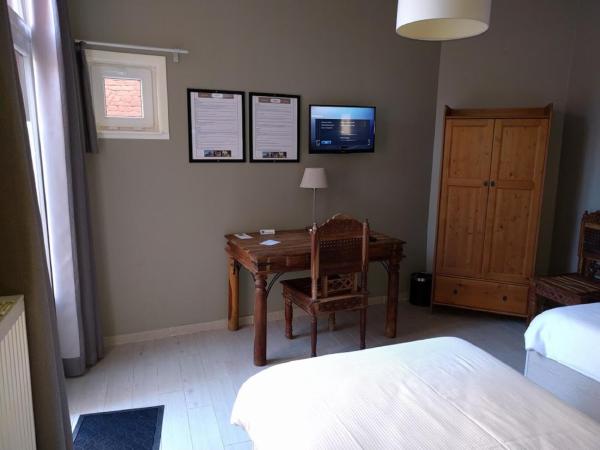 Canalview Hotel Ter Reien : photo 4 de la chambre chambre lits jumeaux confort - vue sur cour