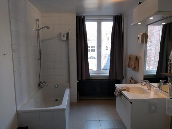 Canalview Hotel Ter Reien : photo 6 de la chambre chambre lits jumeaux confort - vue sur cour