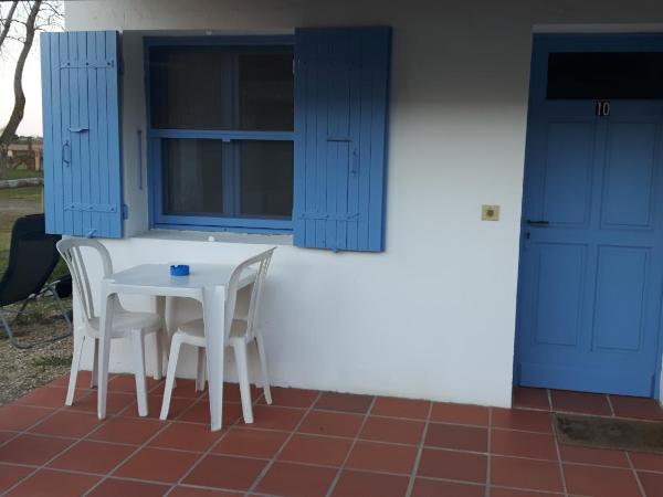 Le Mas de Mon Pere : photo 2 de la chambre chambre triple avec salle de bains