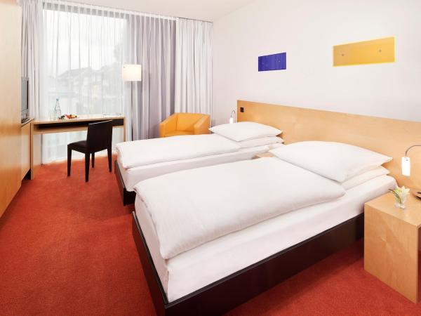 INNSiDE by Meliá Düsseldorf Seestern : photo 5 de la chambre chambre innside