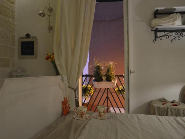Marè Rooms Bari old town center : photo 9 de la chambre chambre double deluxe avec balcon