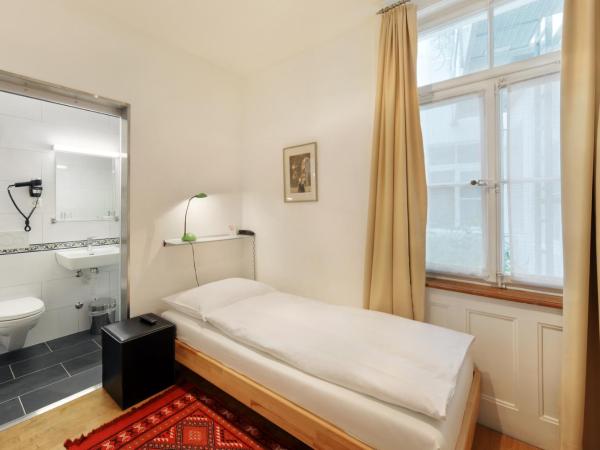 Hotel National Bern : photo 1 de la chambre chambre simple Économique