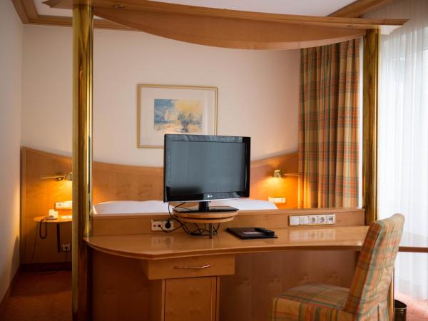 Kronenhotel : photo 4 de la chambre chambre double de luxe