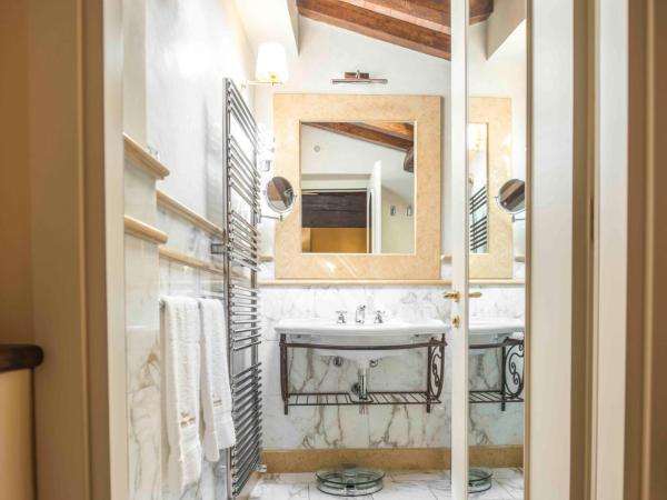 Golden Tower Hotel & Spa : photo 4 de la chambre suite junior en duplex