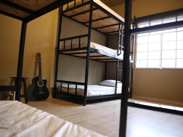 Social Hostel Café e Bar : photo 1 de la chambre lit dans dortoir mixte de 6 lits