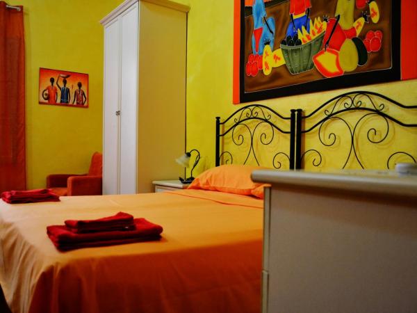 B&B La Corte Lecce : photo 4 de la chambre chambre double