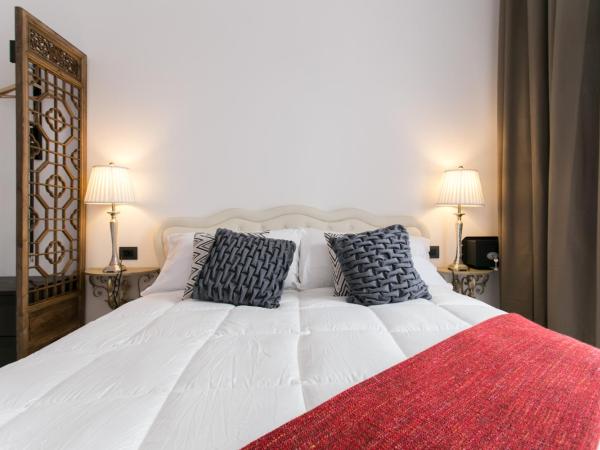 Aparthotel Dei Mercanti : photo 5 de la chambre appartement blanc