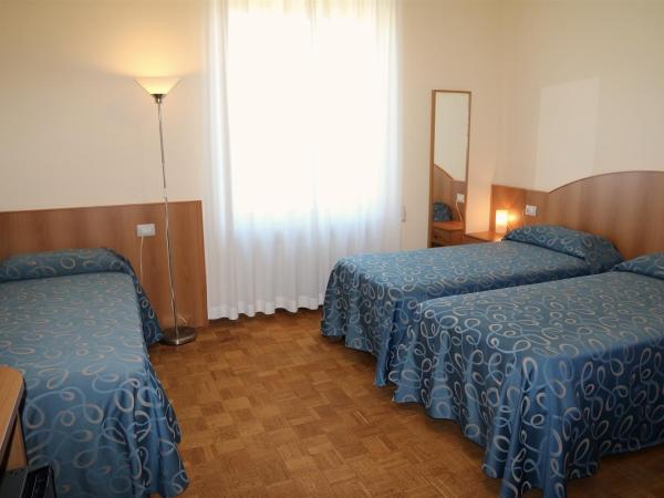 Hotel Palladio : photo 1 de la chambre chambre triple