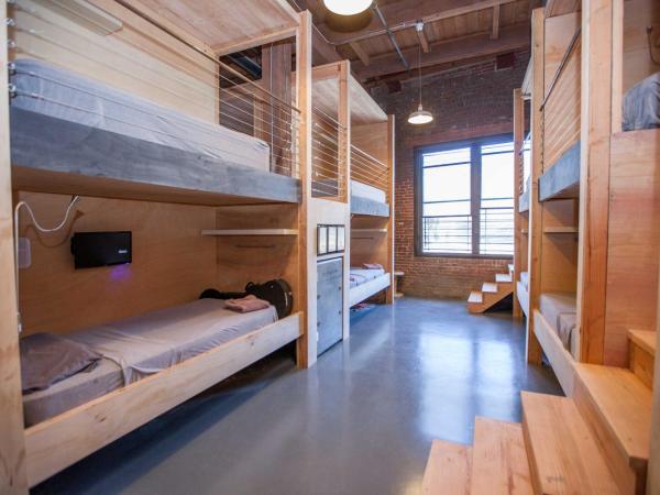 PodShare DTLA : photo 2 de la chambre lit superposé dans dortoir mixte