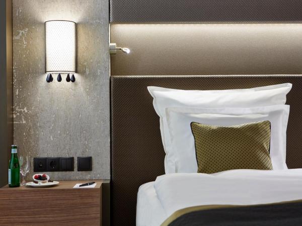 Steigenberger Hotel Am Kanzleramt : photo 6 de la chambre chambre double supérieure