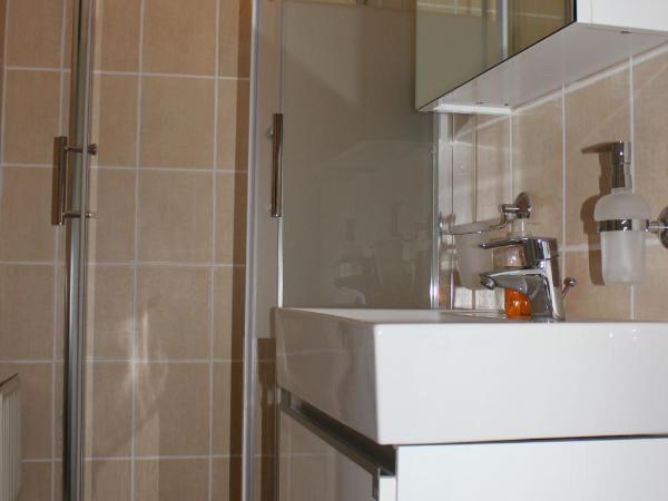 Arnes Hotel Vienna : photo 6 de la chambre chambre lits jumeaux Économique