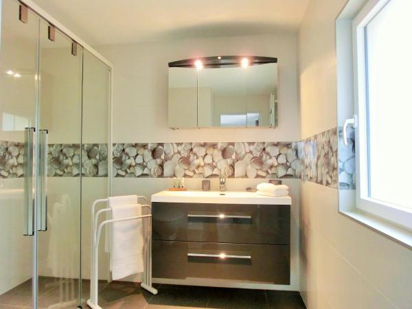 Villa Azur Golf : photo 6 de la chambre chambre double supérieure - vue sur mer