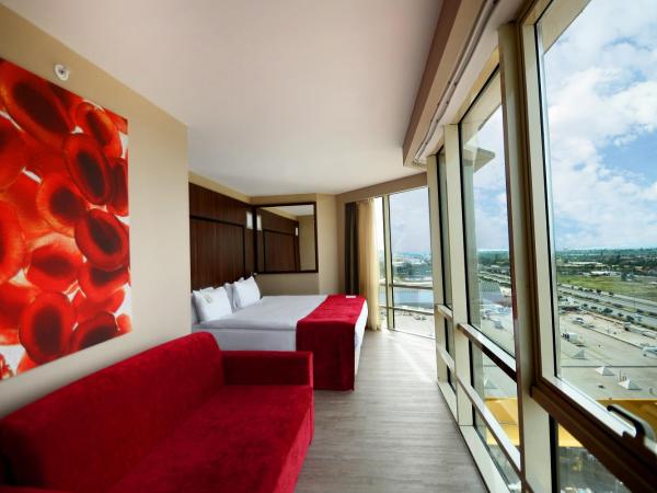 Ramada Encore by Wyndham Izmir : photo 3 de la chambre corner room with seaview - non smoking