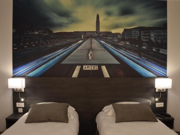 Logis hôtel - La Chambre D'Amiens : photo 1 de la chambre chambre double ou lits jumeaux