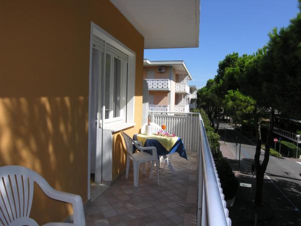 Hotel Garni Tahiti : photo 9 de la chambre chambre quadruple avec terrasse 