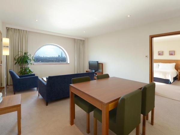 Canary Riverside Plaza Hotel : photo 4 de la chambre suite 1 chambre