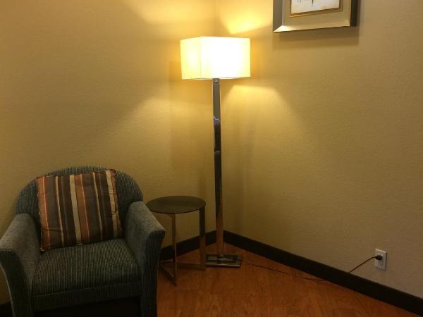 Baymont by Wyndham Columbia Fort Jackson : photo 4 de la chambre suite studio avec 2 lits queen-size - non-fumeurs