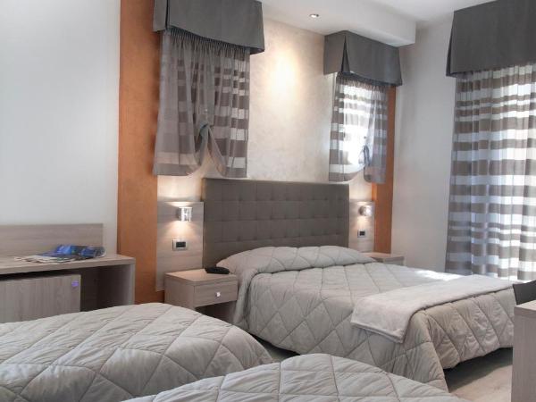 Hotel Gabbiano : photo 1 de la chambre chambre quadruple panoramique