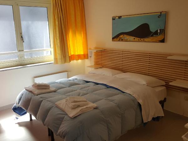 B&B Soriano44 : photo 10 de la chambre chambre double ou lits jumeaux