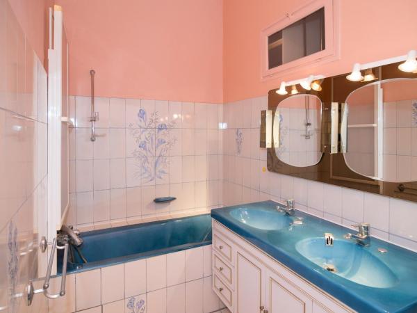 B&B Le Logis Du Mas : photo 6 de la chambre chambre double deluxe (2 adultes + 1 enfant)