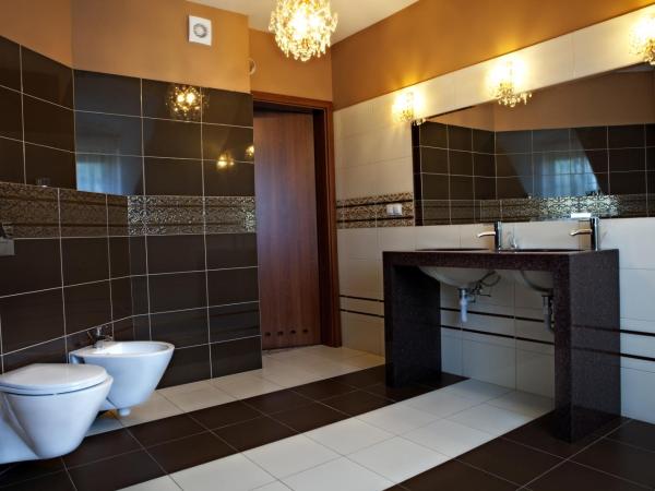 Hotel Trzy Róże : photo 10 de la chambre suite