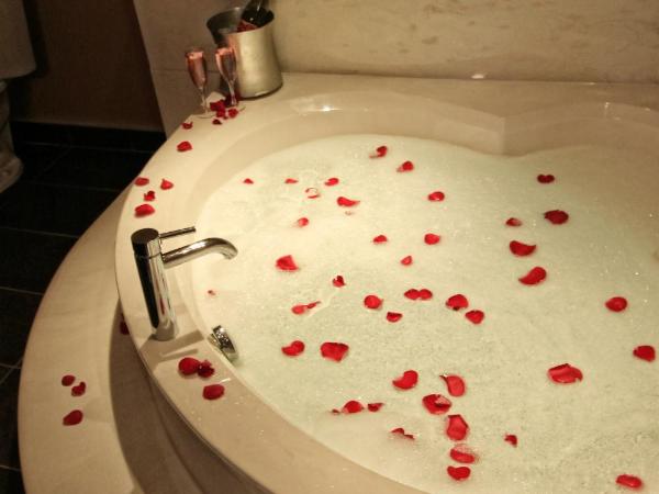 Century Casino & Hotel Edmonton : photo 4 de la chambre suite lit king-size