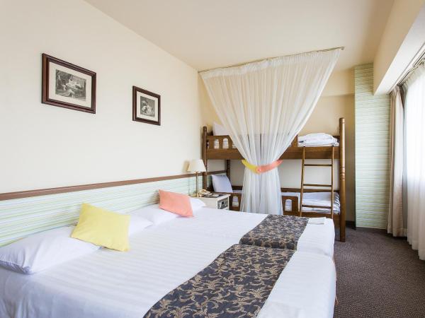 Hotel Francs : photo 1 de la chambre chambre quadruple - non-fumeurs