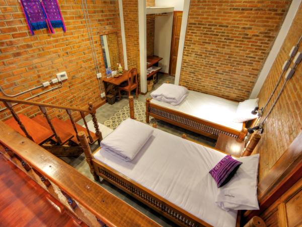 Saeng Panya Home SHA Plus : photo 7 de la chambre chambre quadruple supérieure