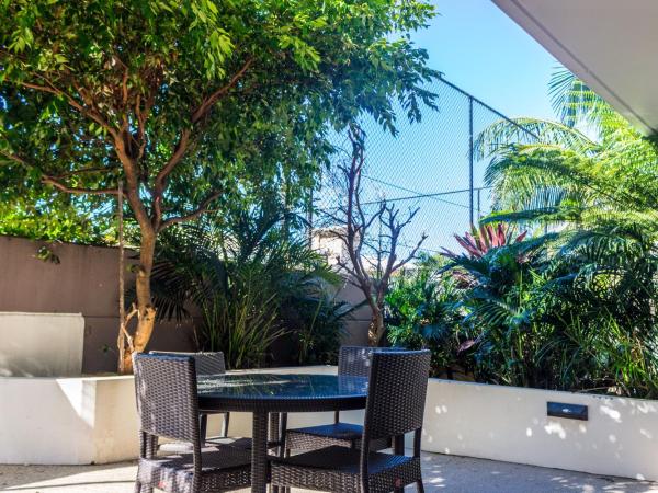 Bayview Beachfront Apartments, in town right on the beach : photo 7 de la chambre appartement 2 chambres standard