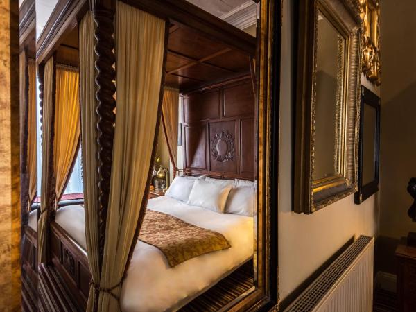 Paskins Town House : photo 4 de la chambre chambre double avec lit à baldaquin