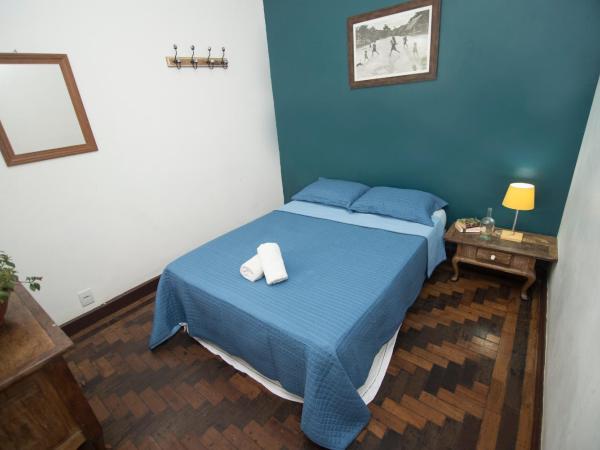 Ipanema Beach House : photo 5 de la chambre chambre double avec salle de bains commune