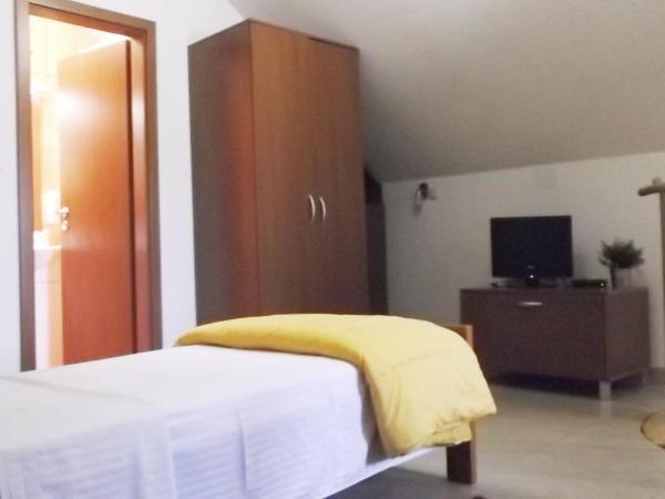 Pansion Makina : photo 3 de la chambre chambre quadruple