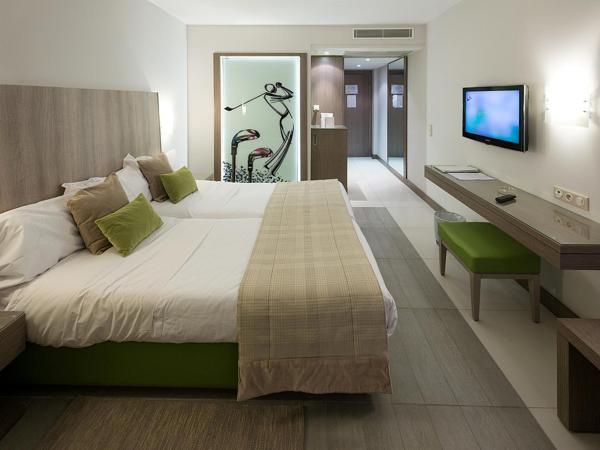 Golf Royal Hotel : photo 9 de la chambre chambre double supérieure