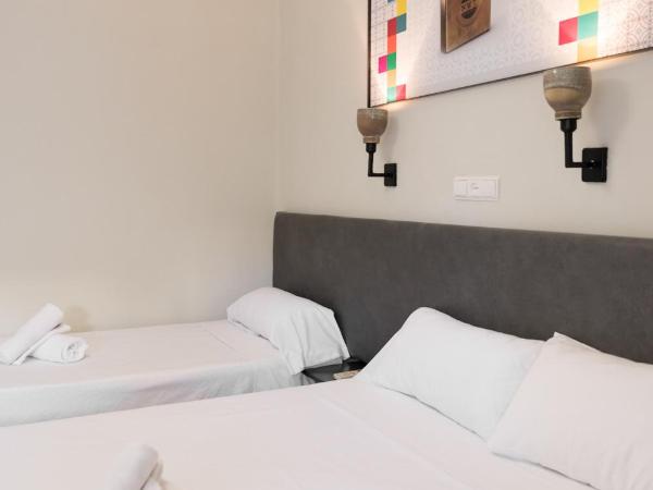 NWT Central Station Valencia : photo 3 de la chambre chambre double ou lits jumeaux