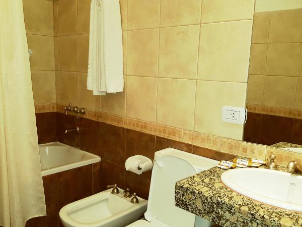 Altoparque Hotel Salta : photo 7 de la chambre chambre double ou lits jumeaux