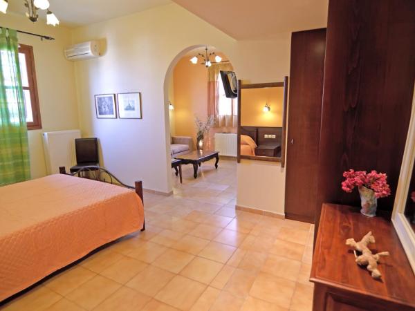 Minos Pension : photo 1 de la chambre studio supérieur - vue sur ville