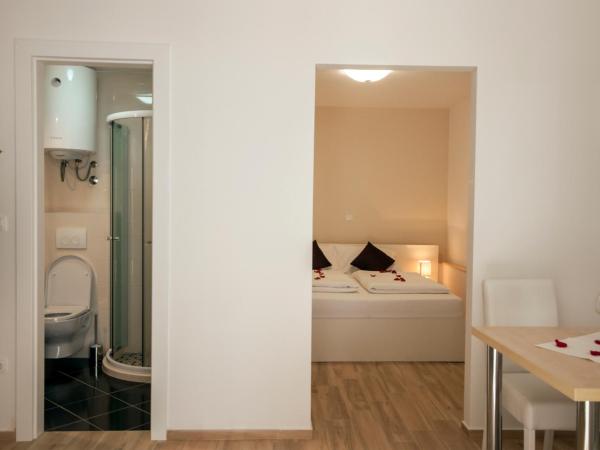 Guest House Bulevar : photo 7 de la chambre chambre double deluxe