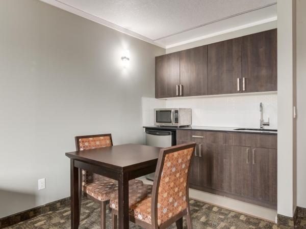 Airport Traveller's Inn : photo 4 de la chambre suite lune de miel