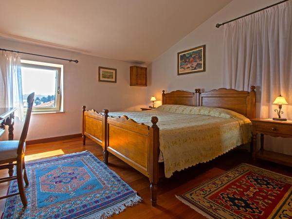 Villa Tuttorotto : photo 4 de la chambre chambre double - vue sur mer