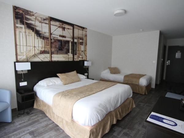 Logis Hôtel - La Chambre d'Amiens : photo 9 de la chambre chambre triple - rez-de-chaussée