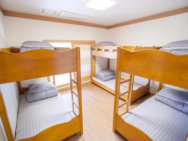 Cocoa Guesthouse : photo 3 de la chambre lit dans dortoir pour femmes de 6 lits