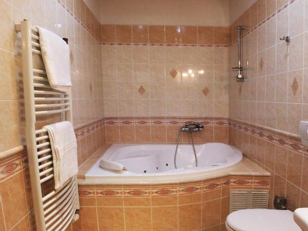 Hotel Orix : photo 3 de la chambre chambre double deluxe avec baignoire