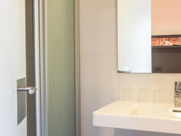 Hostal Benidorm : photo 4 de la chambre chambre lits jumeaux standard