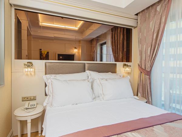 Grand Naki Hotel : photo 2 de la chambre chambre double ou lits jumeaux standard