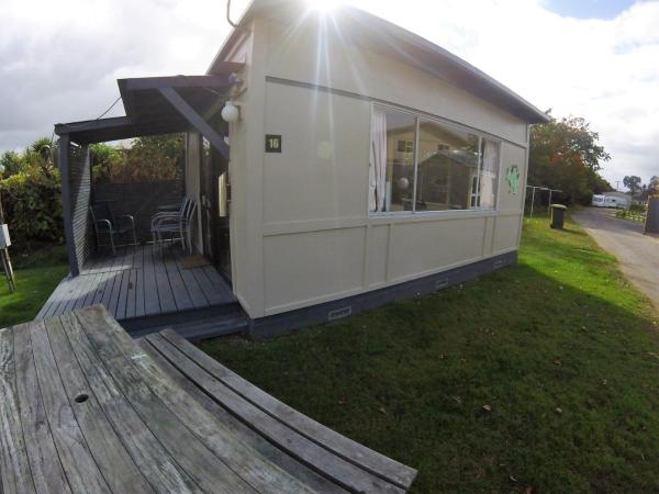 All Seasons Holiday Park : photo 5 de la chambre bungalow