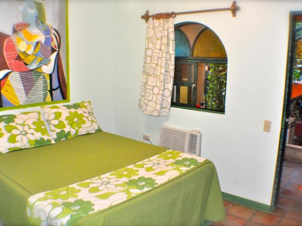 Cabo Inn : photo 6 de la chambre chambre standard lit queen-size